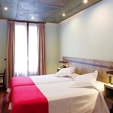 Hotel Hospedium De La Luna 3*