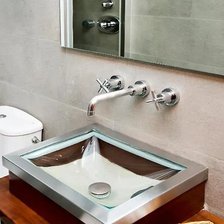 Hospedium De La Luna 3*