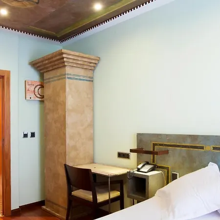 Hotel Hospedium De La Luna Huesca