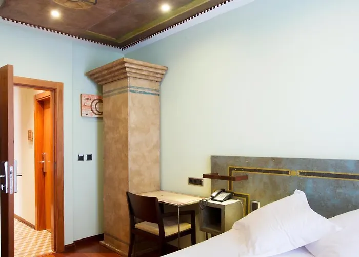 Hotel Hospedium De La Luna Huesca